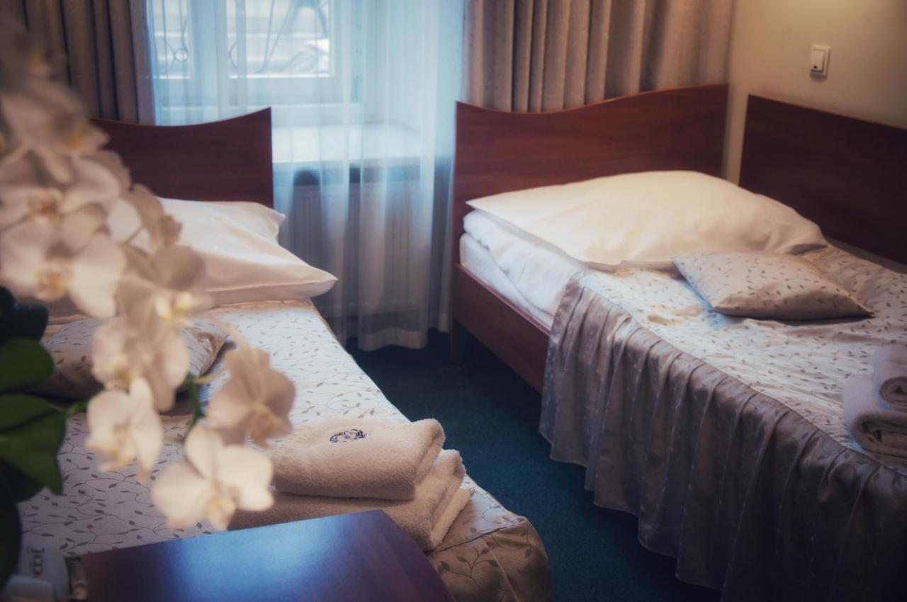 Hotel Fortuna Красков Екстериор снимка